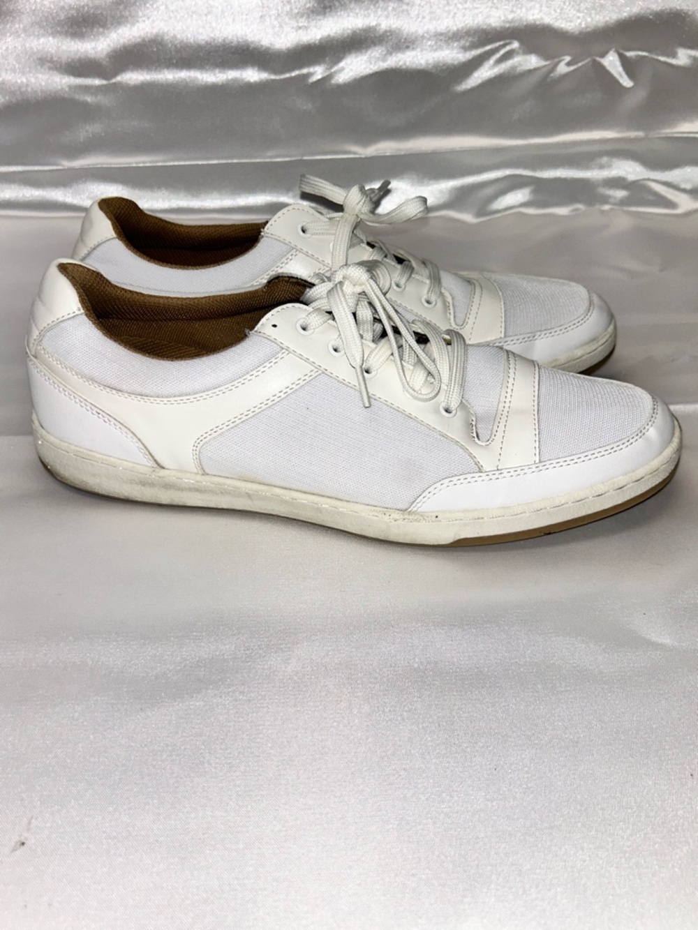 The Commons White Men's Casual Lightweight Lace-Up Sneakers | US 13 / EU 47